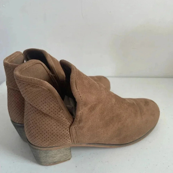 Seven7 Womens Soho Boots, Sand Size 7 GUC! - Picture 6 of 9